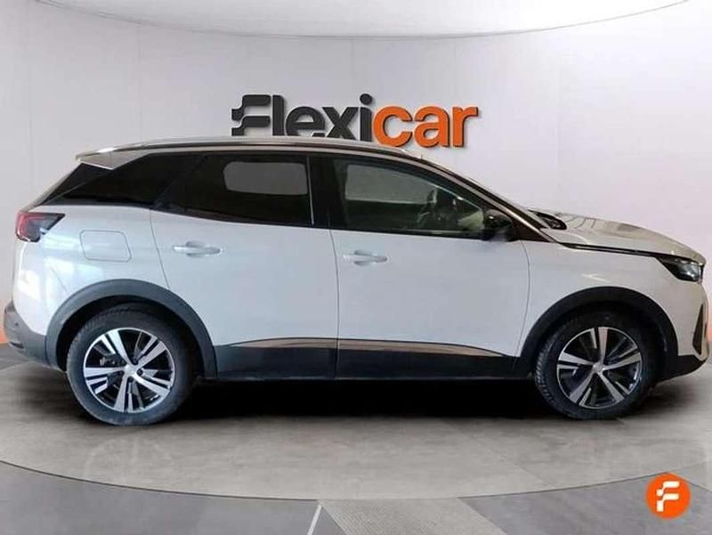Usado Peugeot 3008 Allure 131 CV (96 kW) 2021 Blanco SUV