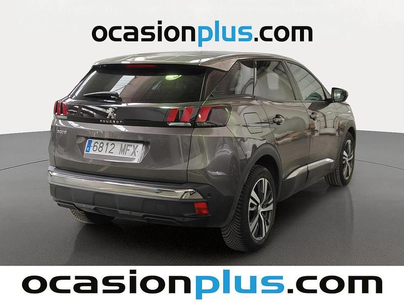 Usado Peugeot 3008 Allure 130 CV (95 kW) 2023 Gris SUV