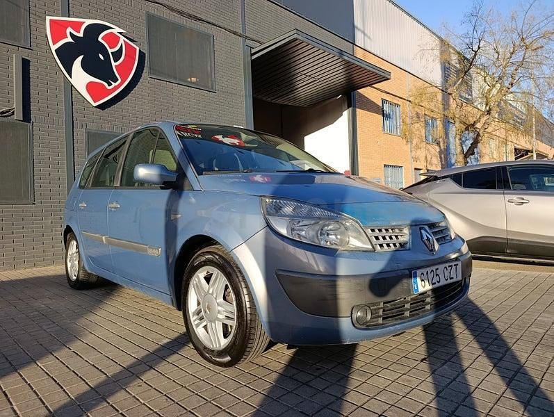 Usado Renault Grand Scénic II Authentique 120 CV (88 kW) 2004 Beige Monovolumen