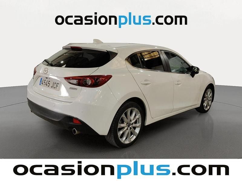 Usado Mazda 6 Luxury 150 CV (110 kW) 2015 Blanco Berlina