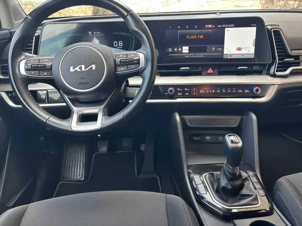 Usado Kia Sportage 136 CV (100 kW) 2022 Blanco SUV
