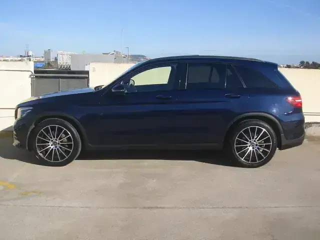 Usado Mercedes GLC250 AMG line 204 CV (150 kW) 2017 Azul SUV