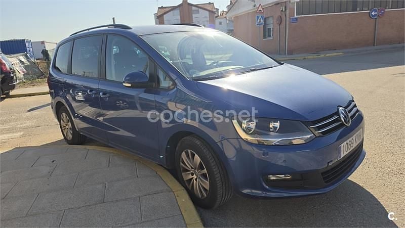 Usado VW Sharan Edition 150 CV (110 kW) 2019 Azul Monovolumen