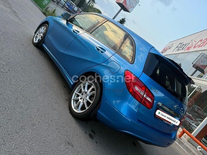 Azul Usado 2014 Mercedes B180 Monovolumen | 10.500 € (Precio justo) - Imagen 1/4