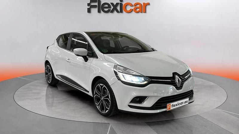 Usado Renault Clio IV 90 CV (66 kW) 2017 Blanco Berlina