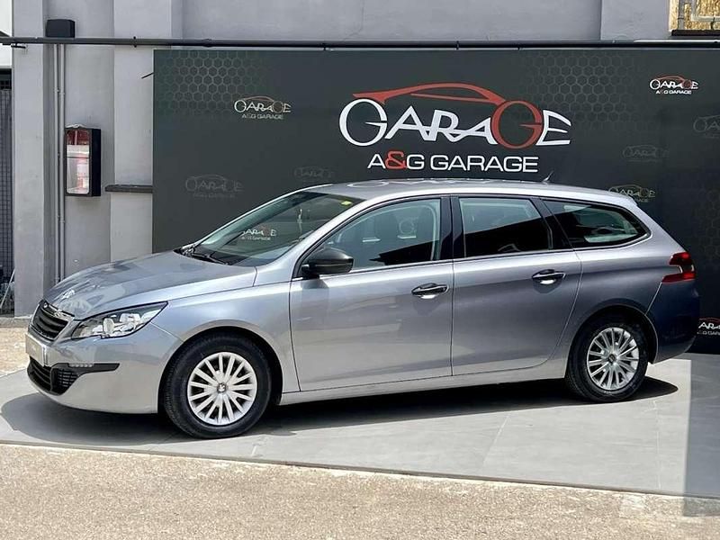 Usado Peugeot 308 SW Access 99 CV (72 kW) 2016 Gris Familiar