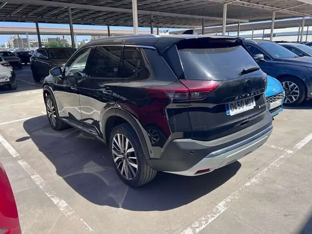 Usado Nissan X-Trail Tekna+ 204 CV (150 kW) 2023 Negro SUV