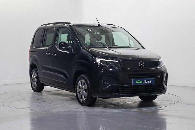 Usado Opel Combo S 100 CV (73 kW) 2024 Negro Familiar