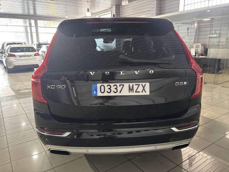 Usado Volvo XC90 Inscription 224 CV (164 kW) 2016 Negro SUV