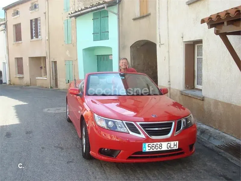 Usado Saab 9-3 Linear 150 CV (110 kW) 2009 Rojo Descapotable