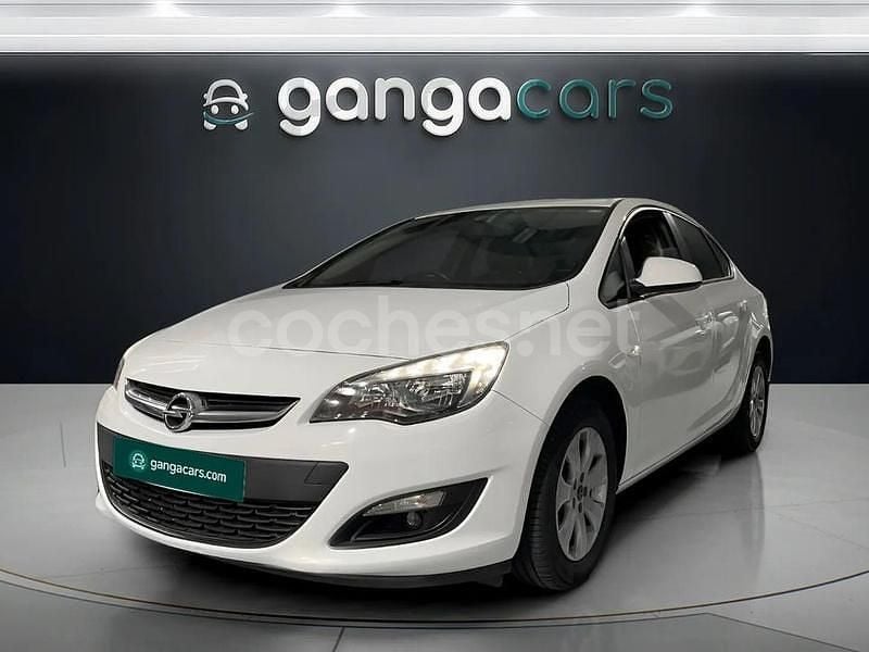 Blanco Usado 2018 Opel Astra Elegance Berlina | 10.990 € (Buen precio) - Imagen 1/3