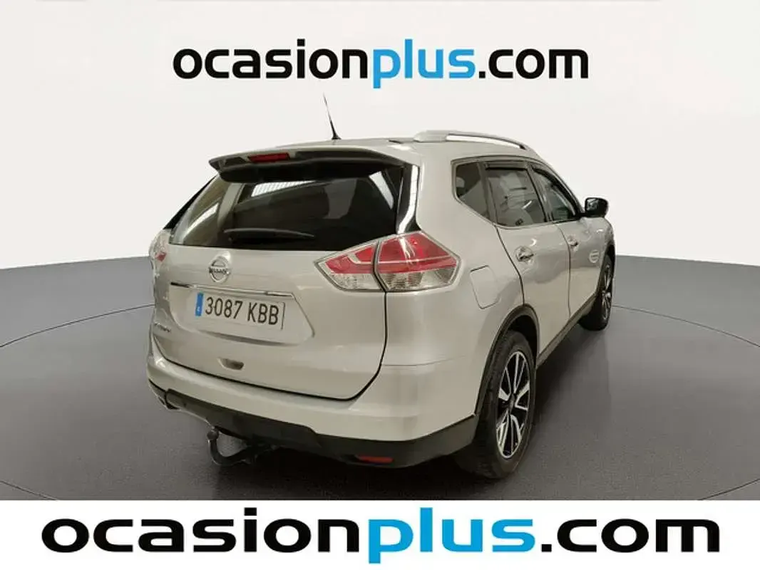 Usado Nissan X-Trail N-Connecta 131 CV (96 kW) 2017 Plateado SUV