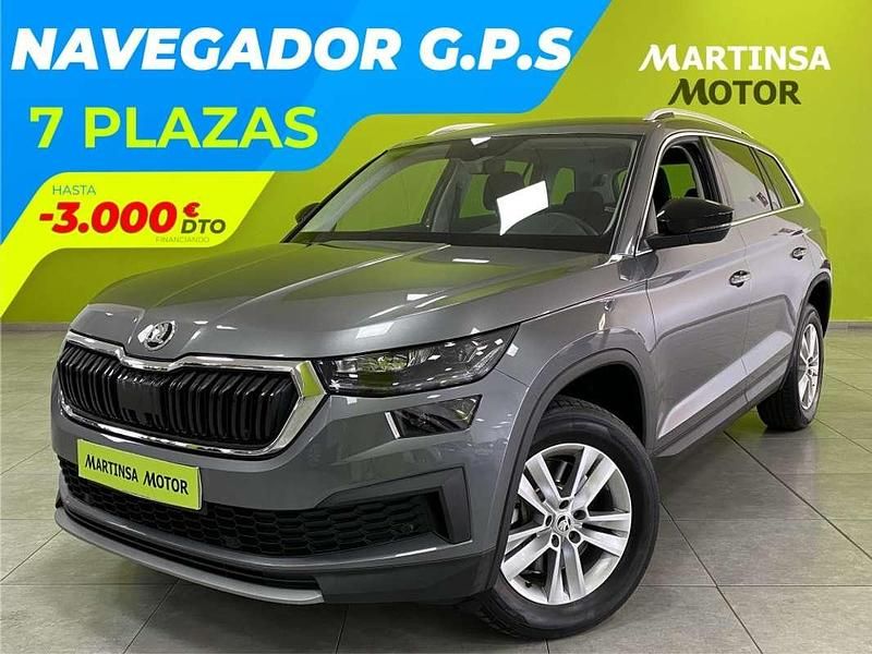 Gris Usado 2023 Skoda Kodiaq Ambition SUV | 31.300 € (Precio justo) - Imagen 1/4
