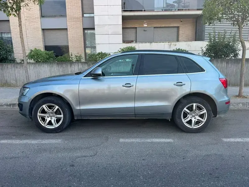Usado Audi Q5 211 CV (155 kW) 2010 Gris / plata SUV