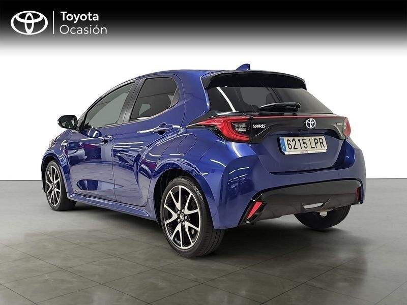 Begagnad Toyota Yaris Plus 116 HK (85 kW) 2021 Blå Halvkombi