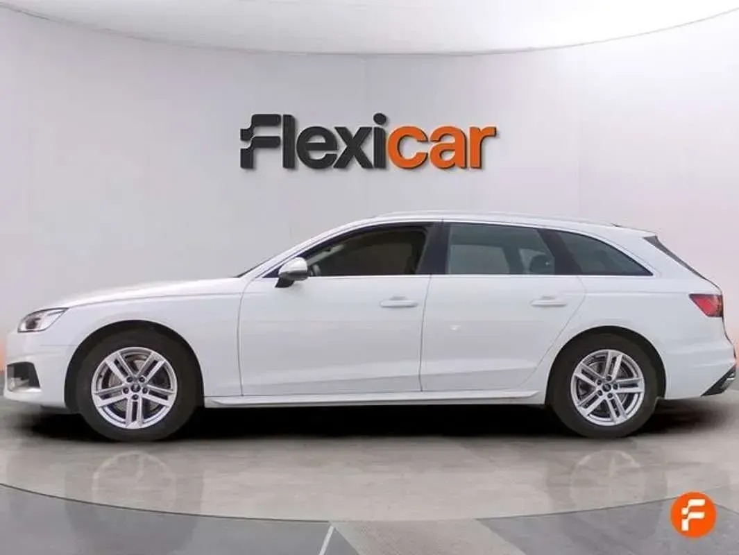 Usado Audi A4 Advanced Plus 163 CV (119 kW) 2022 Blanco Familiar