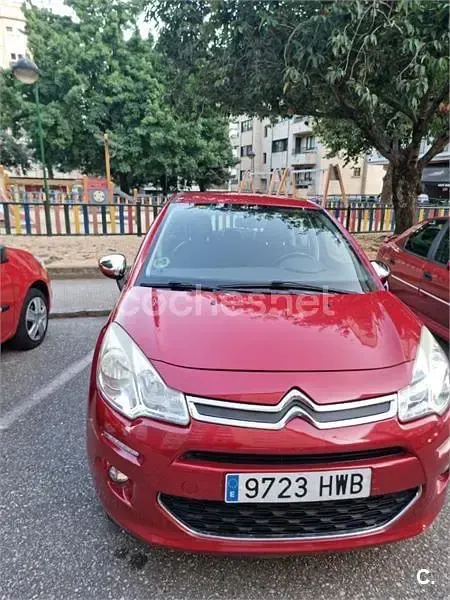Usado Citroën C3 Attraction 68 CV (50 kW) 2014 Rojo Berlina