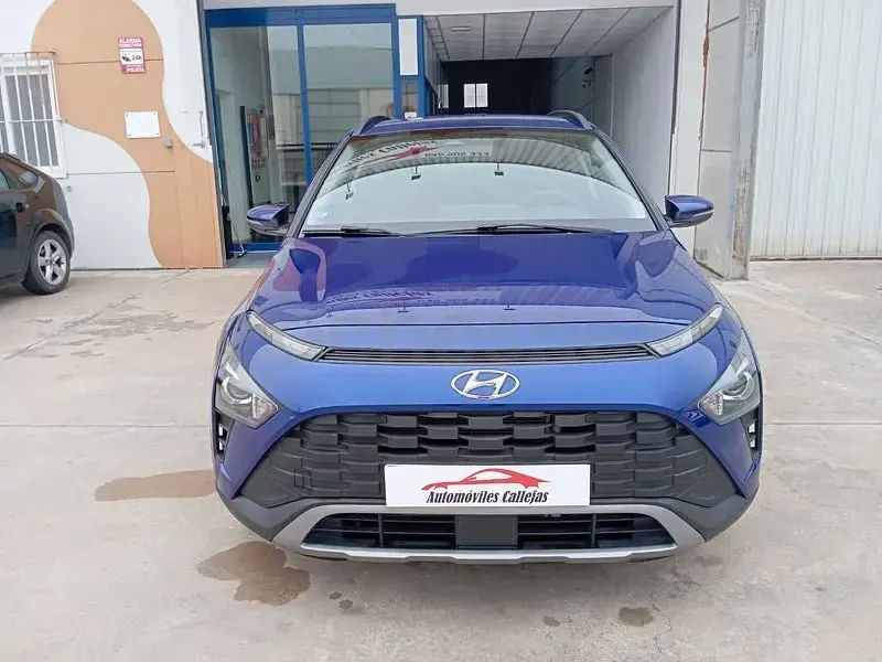 Usado Hyundai Bayon 100 CV (73 kW) 2023 Azul SUV
