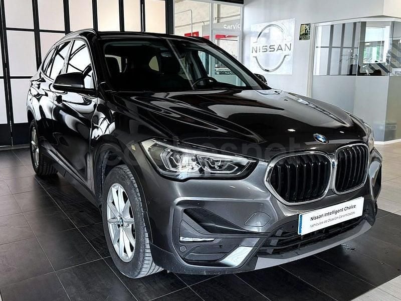 Usado BMW X1 116 CV (85 kW) 2022 Gris / plata SUV