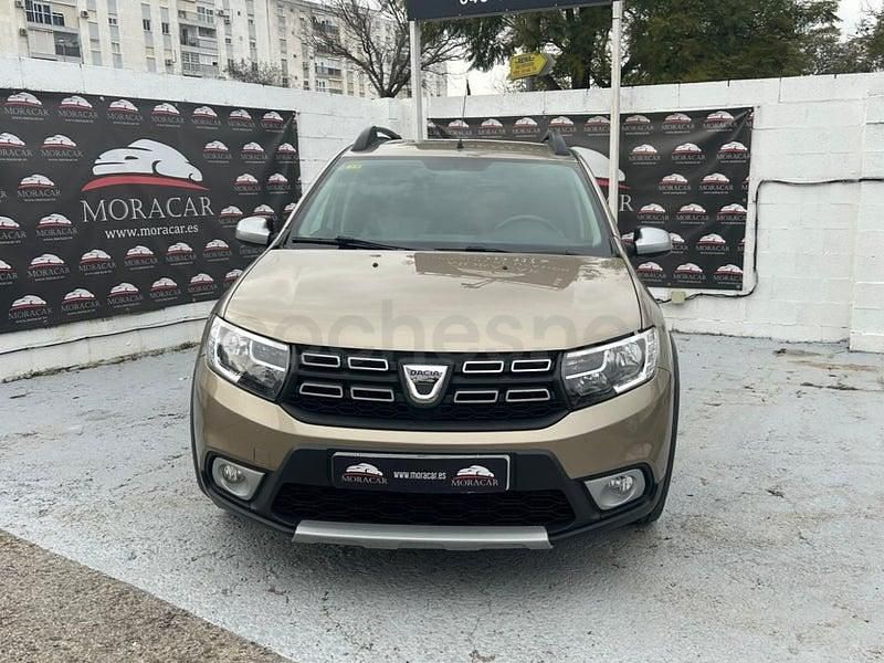 Usado Dacia Sandero Comfort 95 CV (69 kW) 2020 Marrón Berlina