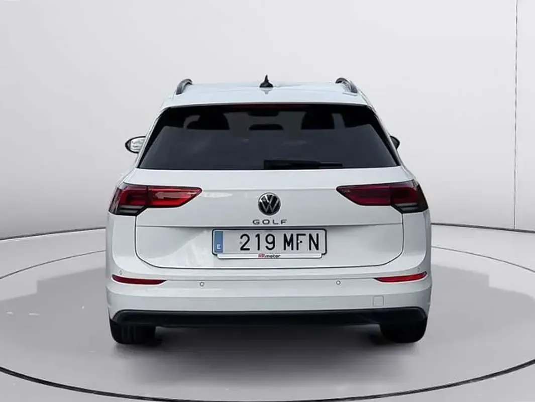Usado VW Golf VIII Life 116 CV (85 kW) 2023 Blanco Utilitario