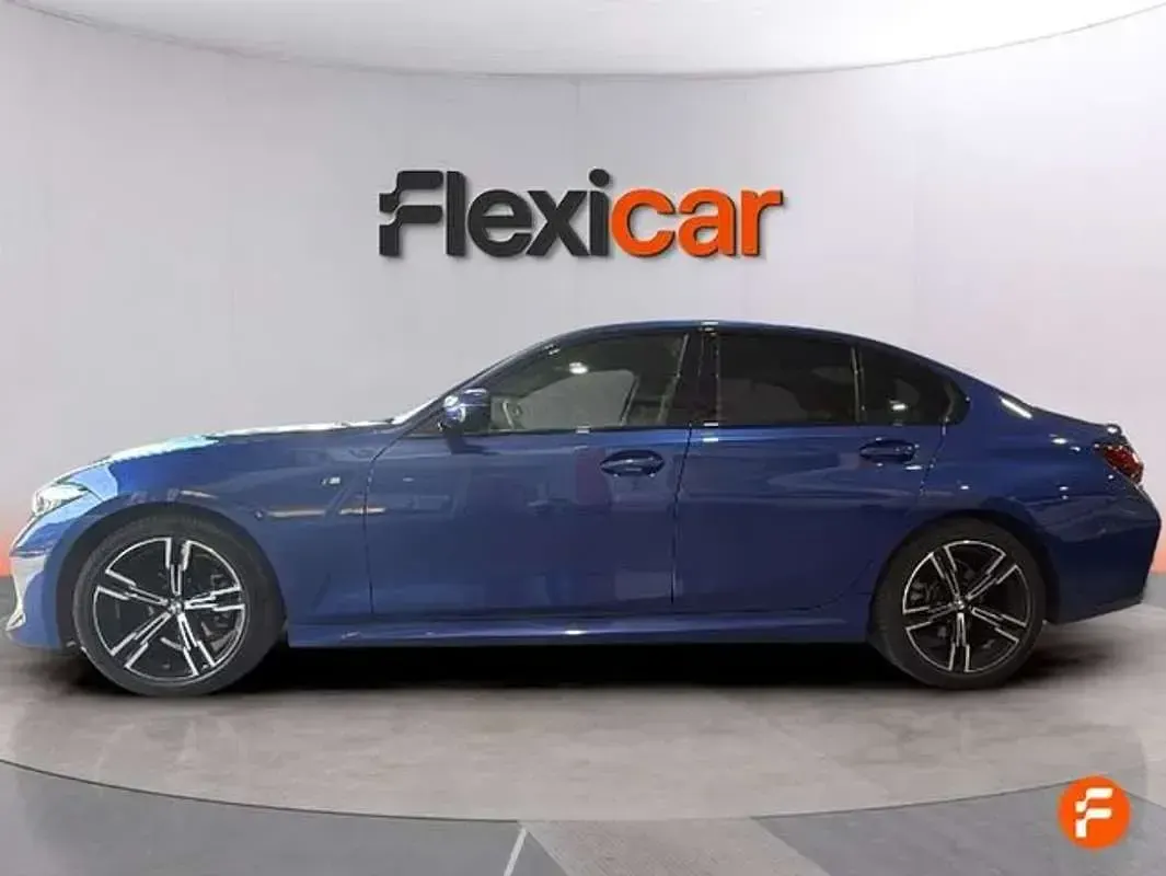 Usado BMW 318 150 CV (110 kW) 2024 Azul Berlina