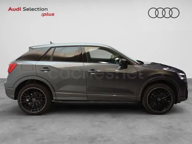Käytetty Audi Q2 Ambiente 150 HP (110 kW) 2025 Harmaa Katumaasturi