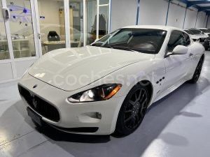Usado Maserati Granturismo 439 CV (322 kW) 2011 Blanco Coupe