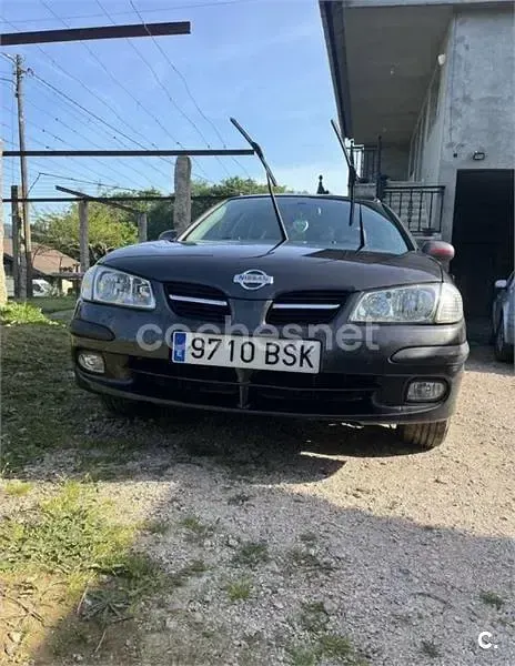 Usado Nissan Almera 114 CV (83 kW) 2002 Negro Berlina