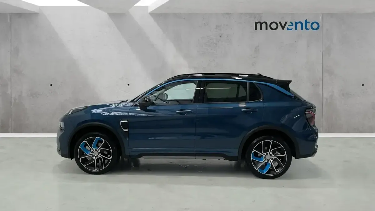 Usado Lynk & Co 01 261 CV (191 kW) 2023 Azul SUV