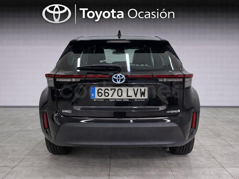 Usado Toyota Yaris Cross Active 116 CV (85 kW) 2022 Negro SUV