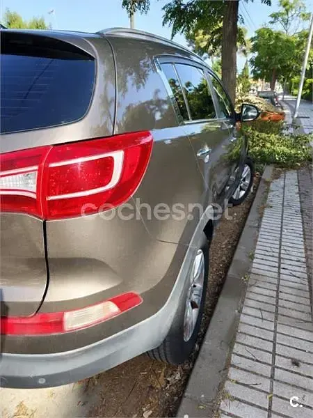 Usado Kia Sportage 135 CV (99 kW) 2013 Gris / plata SUV