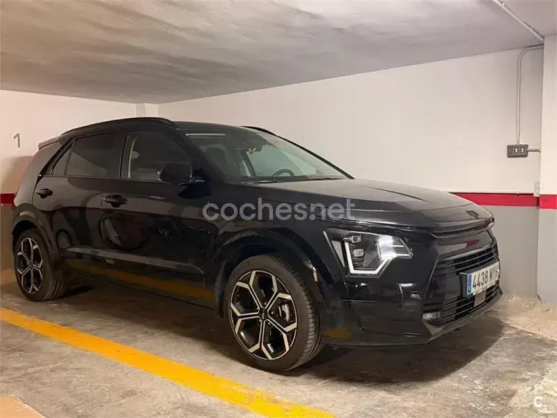 Usado Kia Niro 141 CV (103 kW) 2025 Negro SUV