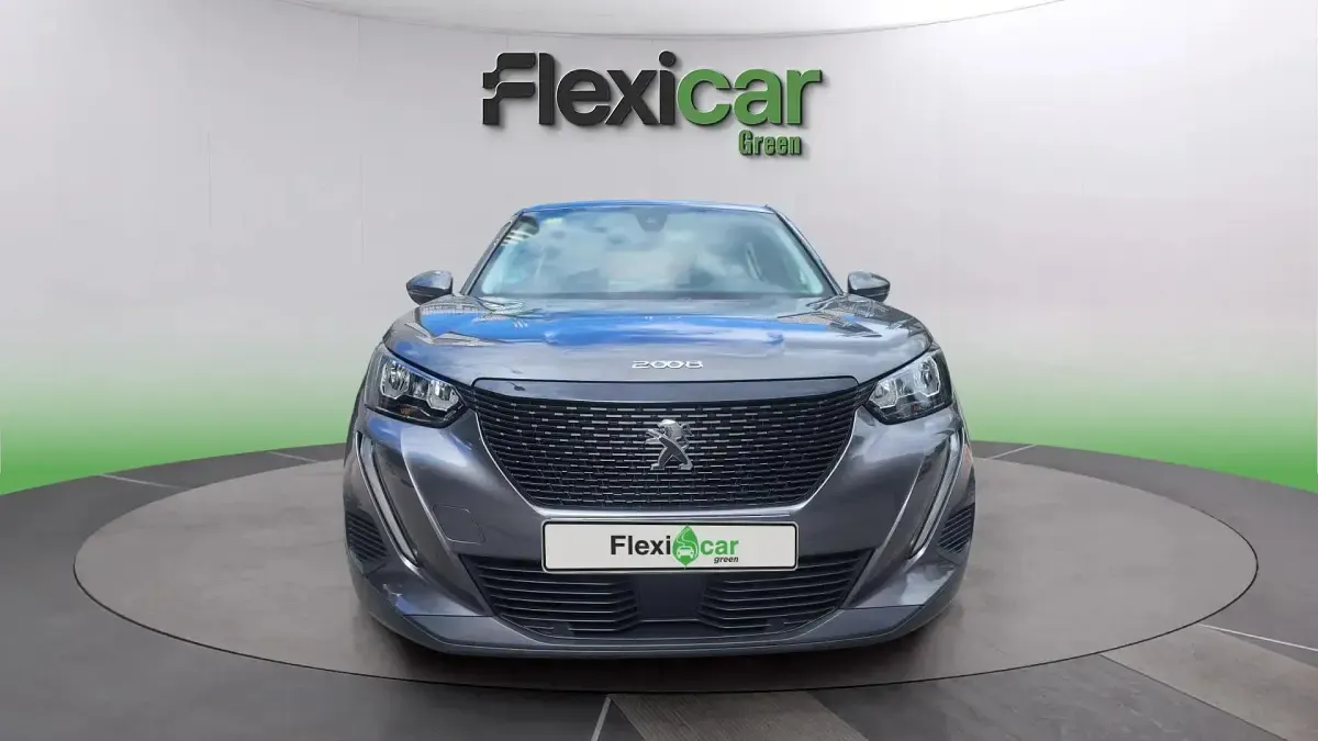 Usado Peugeot 2008 Active 101 CV (74 kW) 2020 Gris SUV