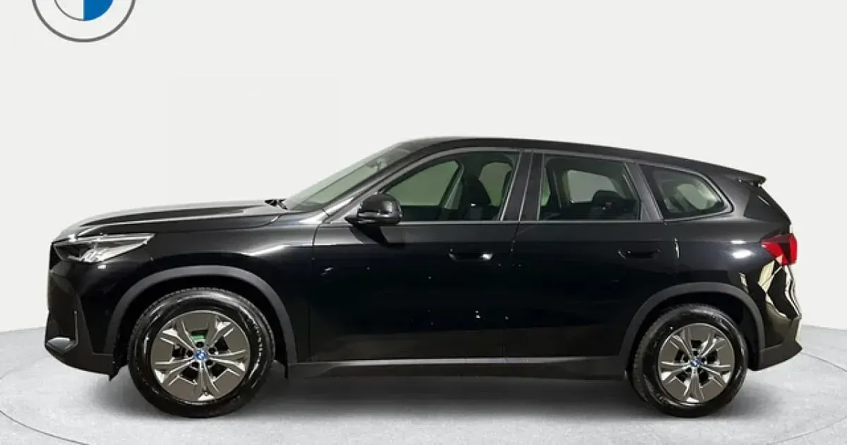 Käytetty BMW iX1 230 kW (313 HP) 2025 Katumaasturi