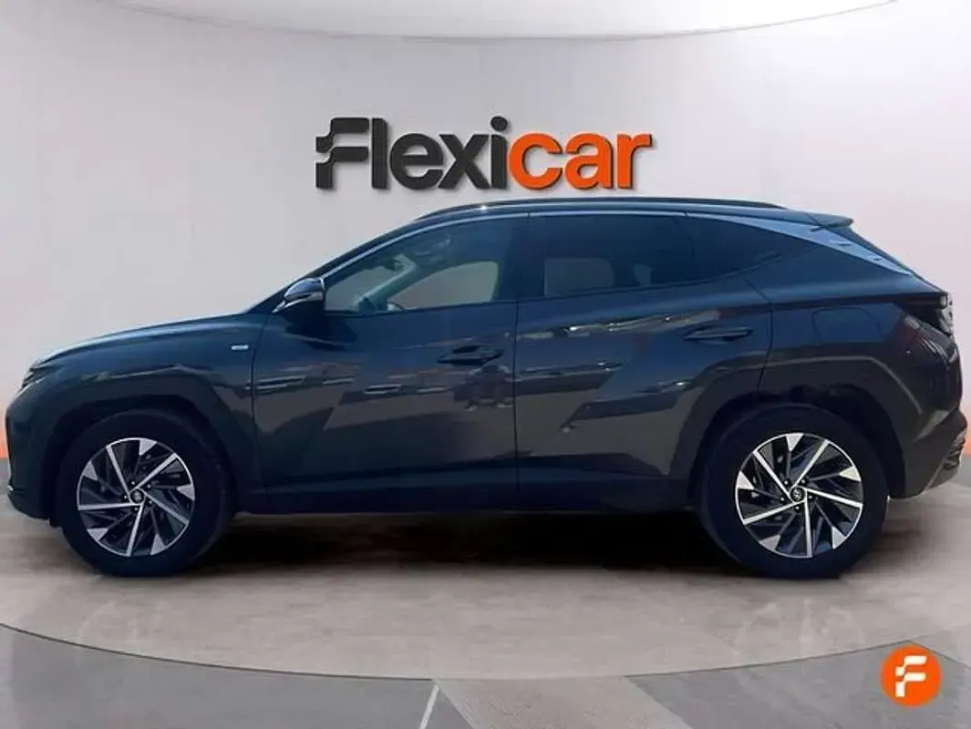Usado Hyundai Tucson 136 CV (100 kW) 2022 Gris SUV