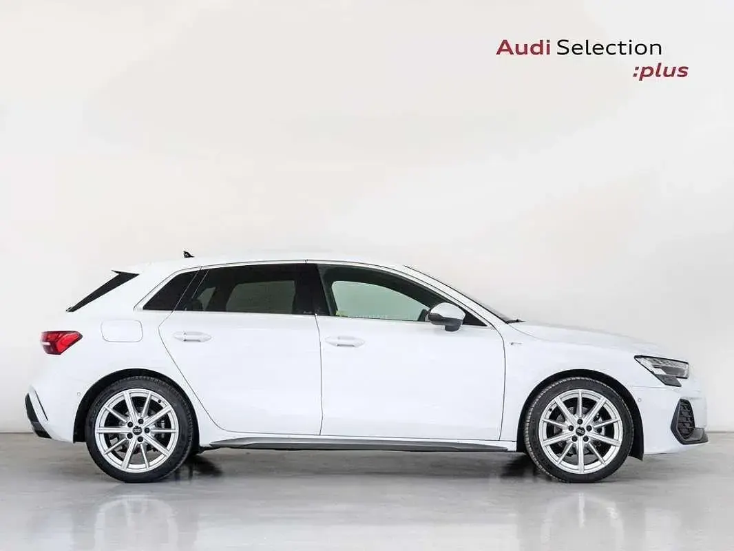 Usado Audi A3 Sportback S-Line 150 CV (110 kW) 2025 Blanco Utilitario
