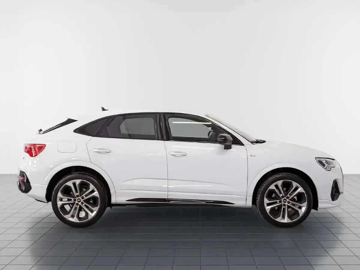 Usado Audi Q3 Sportback S-Line 150 CV (110 kW) 2023 Blanco SUV