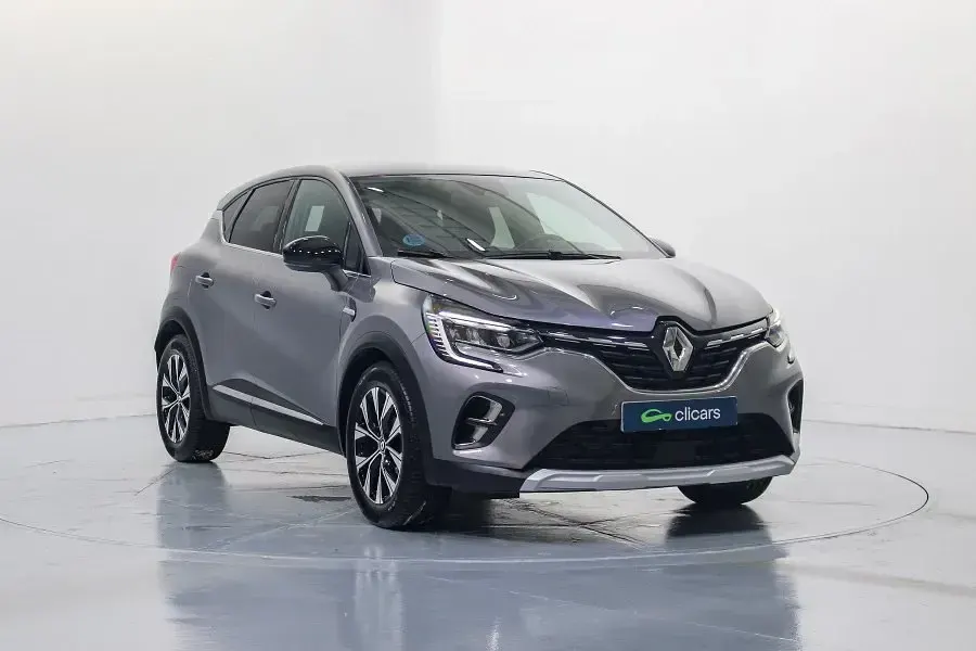 Usado Renault Captur Techno 145 CV (106 kW) 2023 Gris / plata SUV