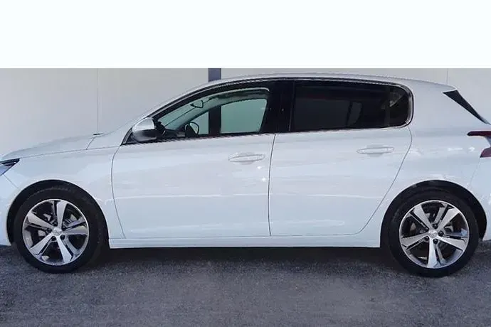 Usado Peugeot 308 Allure 130 CV (95 kW) 2019