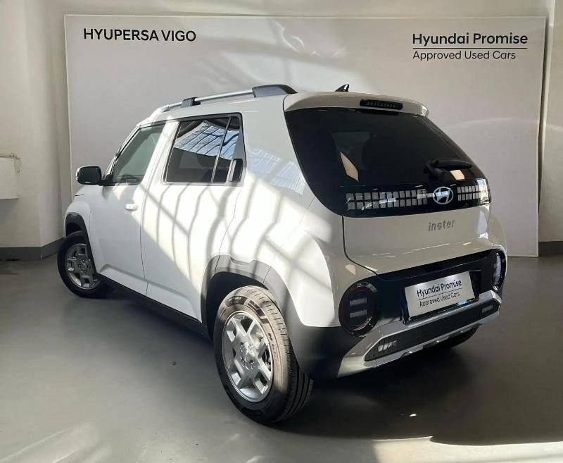 Usado Hyundai Inster 84 kW (115 CV) 2024 Blanco Utilitario