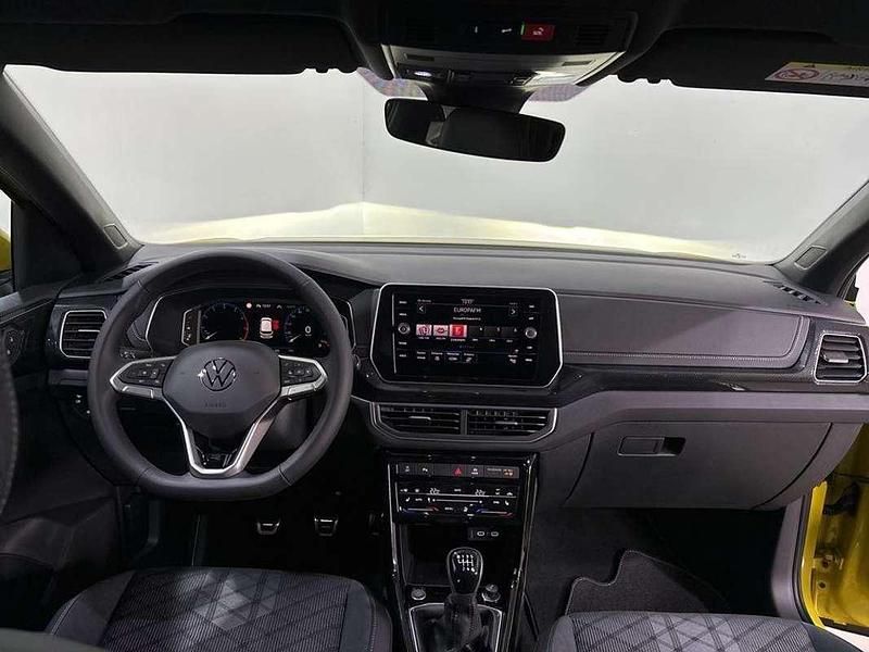 Usado VW T-Cross R-line 116 CV (85 kW) 2024 Amarillo SUV