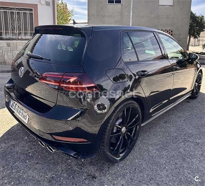 Usado VW Golf VII R 310 CV (228 kW) 2018 Negro Berlina
