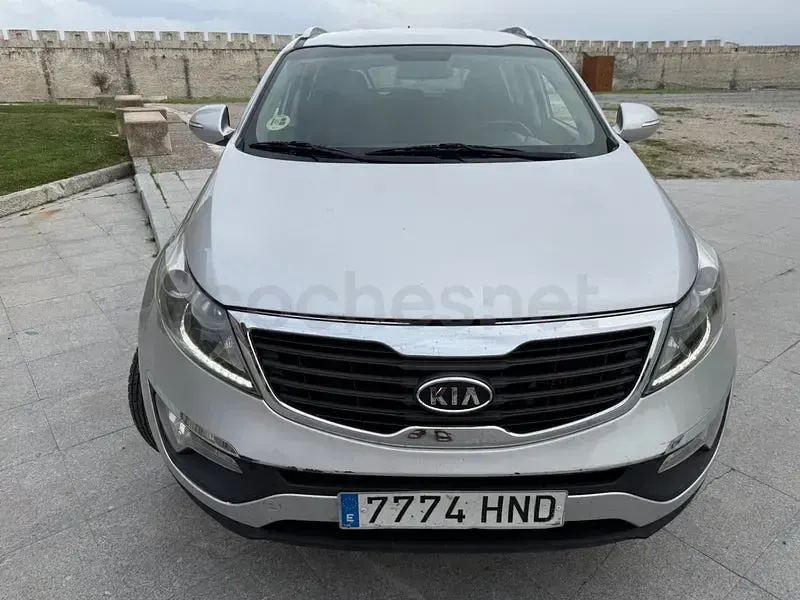 Usado Kia Sportage 115 CV (84 kW) 2013 Gris / plata SUV