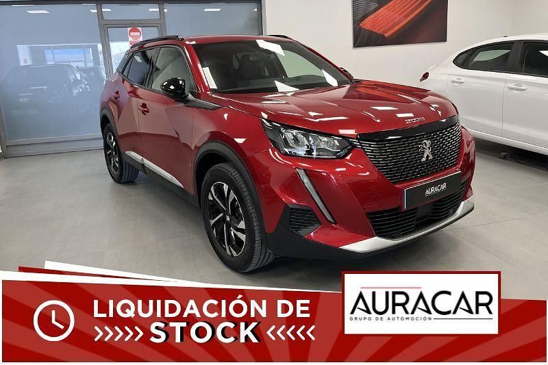 Usado Peugeot 2008 Allure 130 CV (95 kW) 2022 Rojo SUV