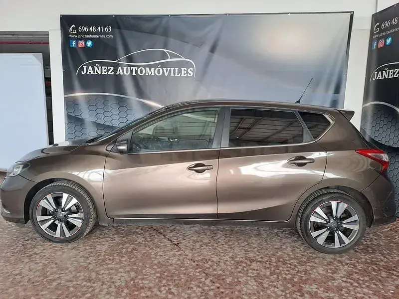 Usado Nissan Pulsar Acenta 110 CV (80 kW) 2015 Beige Utilitario