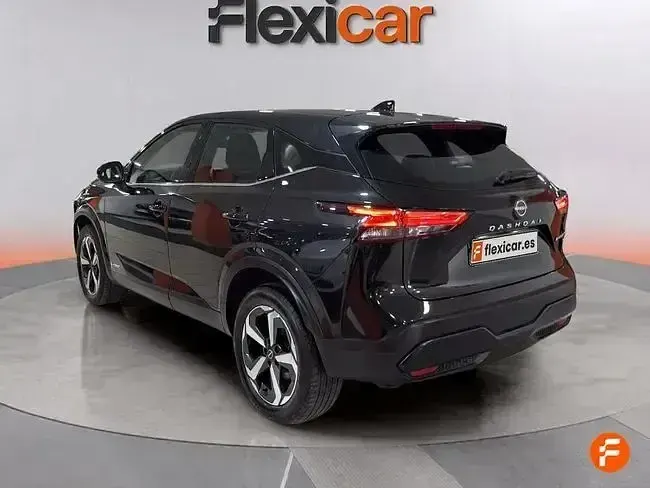 Usado Nissan Qashqai Acenta 190 CV (139 kW) 2024 Negro SUV