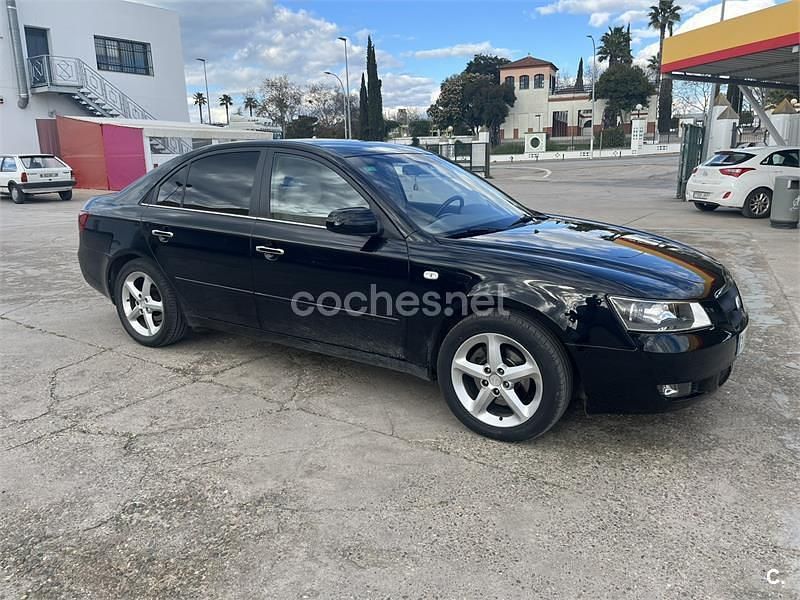 Usado Hyundai Sonata Comfort 140 CV (102 kW) 2008 Negro Berlina