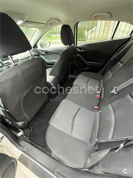 Usado Mazda 3 Style 120 CV (88 kW) 2014 Blanco Berlina
