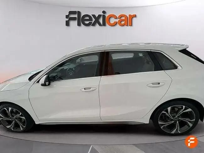 Usado Audi A3 S-Line 150 HP (110 kW) 2024 Branco